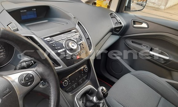 اشتري مستعمل Ford C-MAX White سيارة في ad-Dar-al-Bayda في Casablanca اشتري مستعمل Ford C-MAX White سيارة في ad-Dar-al-Bayda في Casablanca