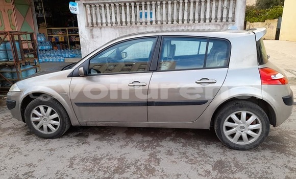 Buy Used Renault Megane Brown Car in ad-Dar-al-Bayda in Casablanca Buy Used Renault Megane Brown Car in ad-Dar-al-Bayda in Casablanca
