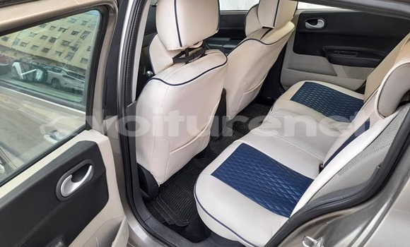 اشتري مستعمل Renault Megane Brown سيارة في ad-Dar-al-Bayda في Casablanca اشتري مستعمل Renault Megane Brown سيارة في ad-Dar-al-Bayda في Casablanca