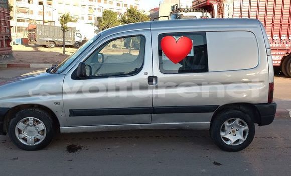 Acheter Occasion Voiture Peugeot Partner Gris à ad-Dar-al-Bayda, Casablanca