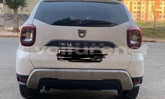 Acheter Occasion Voiture Renault Duster Blanc à ad-Dar-al-Bayda, Casablanca Acheter Occasion Voiture Renault Duster Blanc à ad-Dar-al-Bayda, Casablanca