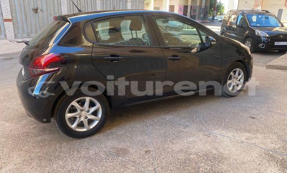 Acheter Occasion Voiture Peugeot 208 Noir à ad-Dar-al-Bayda, Casablanca Acheter Occasion Voiture Peugeot 208 Noir à ad-Dar-al-Bayda, Casablanca