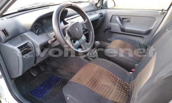 Buy Used Renault Clio White Car in ad-Dar-al-Bayda in Casablanca Buy Used Renault Clio White Car in ad-Dar-al-Bayda in Casablanca